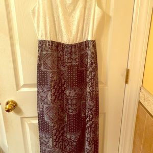 Juniors Dress Maxi like new!